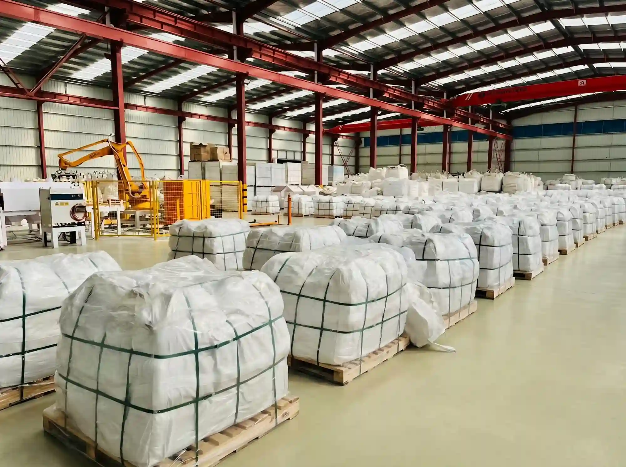 Low cement castable batching and mixing process Zibo refractory production